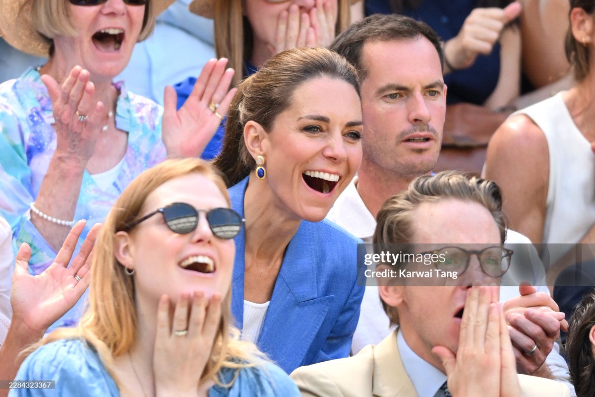 SabirahLohn's tweet photo. I love the Princess of Wales expressions. Watching the ladies singles. https://t.co/N0Cf6Nxw2o