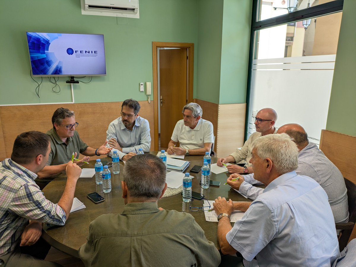 FenieInstalad's tweet photo. 📍 Nueva reunión del Plan de Acercamiento de FENIE con las asociaciones de #Aragón: Teruel, Zaragoza y Huesca.

Hemos compartido los avances técnicos y regulatorios de la Federación y escuchado las inquietudes de las asociaciones para seguir avanzando juntos
#AEIET #AEIEZ #APEHIM https://t.co/by7SDswiOQ