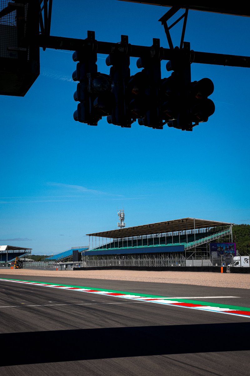 McLarenF1's tweet photo. Can’t wait to see this full with the Papaya Fam 🧡

#McLarenF1 | #SparkWhatsNext | #BritishGP 🇬🇧 https://t.co/dYzygWqqVT
