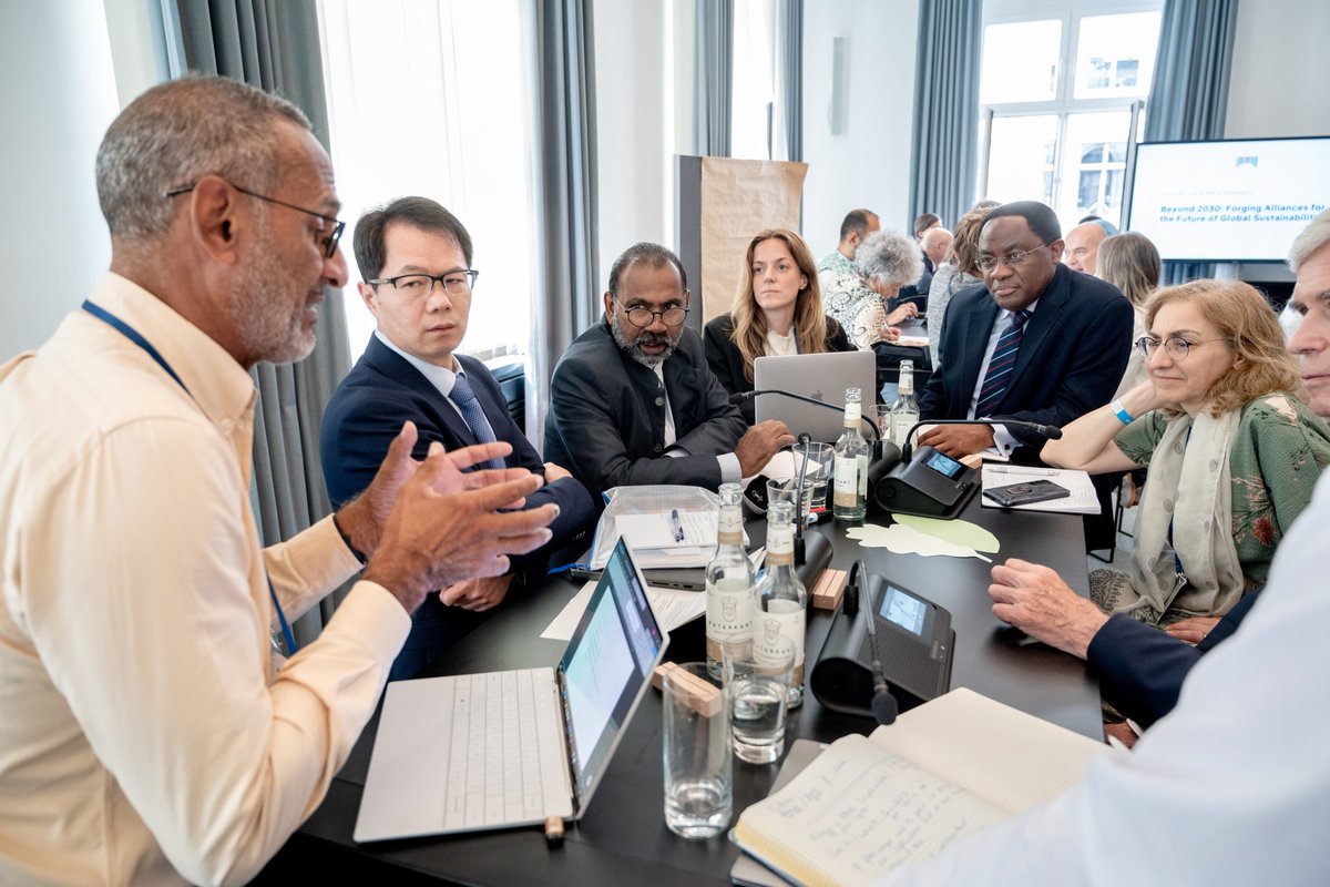 SVoice2030's tweet photo. 🇩🇪 That's a wrap for this year's Hamburg Sustainability Conference!

Over the past two days, more than 10 Southern Voice members joined us in Hamburg, bringing Global South evidence and perspectives to key conversations shaping the future of sustainable development.

On Day 1, we contributed to discussions on protecting academic freedom as a foundation for sustainable development, strengthening trust between science and society, and advancing multilateral reform for a more effective and representative global development system.

On Day 2, we hosted two sessions. One explored priorities for a global sustainability framework beyond 2030, drawing on Global South perspectives to inform the next chapter of the global agenda. The other focused on effective partnerships for climate action, examining how to strengthen locally led approaches, better connect climate and development priorities, and ensure local actors have a greater voice in decision-making and financing. We also contributed to discussions on reimagining development cooperation, sharing insights on how a renewed system can be more effective, inclusive, and responsive to today's global realities.

Pieced together, these exchanges reinforced and strengthened something we deeply believe in. Addressing today's interconnected global challenges requires stronger partnerships, more inclusive decision-making, and evidence that reflects the realities and priorities of countries across the Global South.

Our sincere thanks to the Hamburg Sustainability Conference for inviting Southern Voice to contribute to and lead so many important conversations throughout the event. We are equally grateful to our member institutions for their expertise, engagement, and strong presence in Hamburg, and to everyone who joined our conversations and shared their perspectives. Looking forward to continuing these conversations through our initiatives, engagements, and partnerships for many months ahead!

📸 Photo credits: Hamburg Sustainability Conference