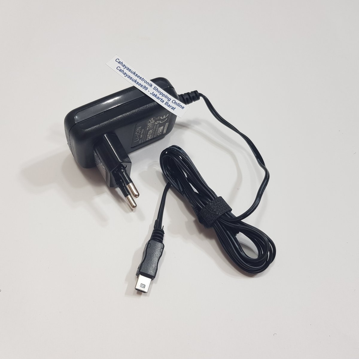 cahayasukses99's tweet photo. Charger Motorola Jadul V3 V3i V3x L7 L6 Z3 Z8 W270 MOTORAZR Aksesoris Handphone Vintage Cas HP Model Lama GRATIS ONGKIR
https://t.co/iCrRSATCkK
.
#charger #travelcharger #aksesorishp #accessories #cellphones #mobilephones #cashape #handphone #cahayasukses99 #cahayasuksestronik https://t.co/YvvWk12r7m