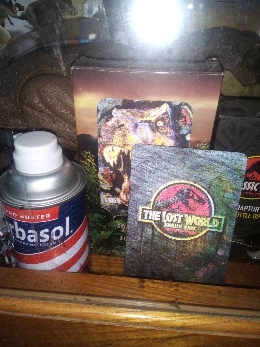jp_junkie's tweet photo. @JurassicWorld I have that VHS https://t.co/EjcWuo5UQX
