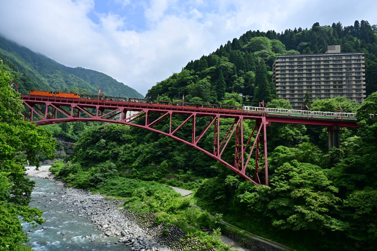 izumoexpress's tweet photo. これ模型の完成品で揃えようとすると50万普通に超えるのよな……
そもそも出回る事すら稀だけど https://t.co/TU0rKinUy3
