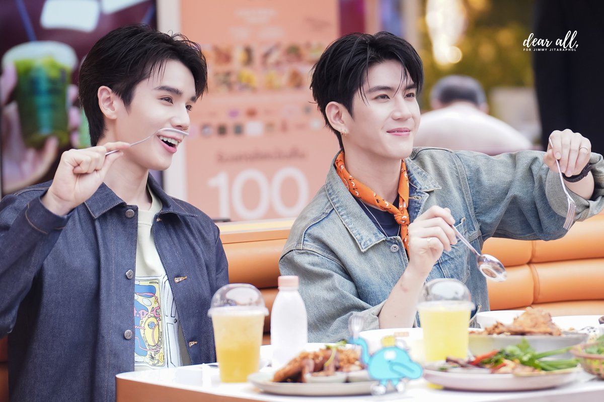 _dearall's tweet photo. เอ็นจอยหม่ำๆกันน่ารักมากก

JIMMYSEA COOKING CHARITY

#TheWorldinOneBite2026xJimmySea
@jimmyyjp_ @Sea_tawinan 
#jimmyyjp #sea_tawinan https://t.co/ttxIM3kgTX