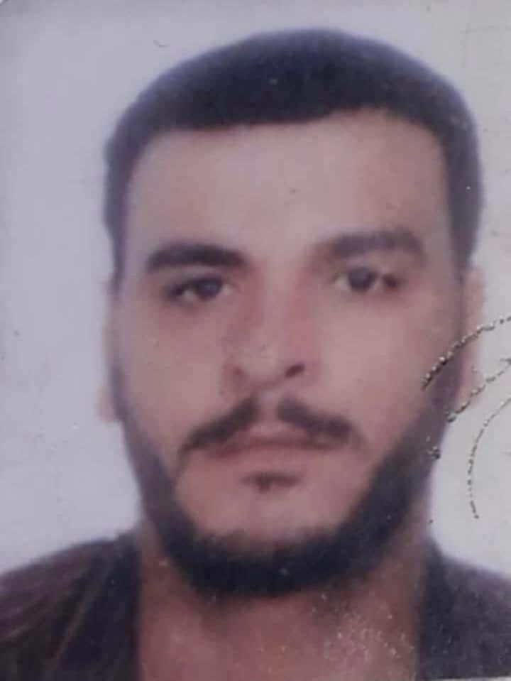 Khawashma's tweet photo. #من_ذاكرة_الثورة

بسام ياسين المحمد الخاشومي
معتقلٌ مفقود في سجون نظام الأسد البائد
حكاية غيابٍ قسري تختصر وجع آلاف العائلات، وملفٌ مفتوح في ذاكرة الثورة لا يسقط بالتقادم.

توثيق: أحمد منصور الطحان
بالتعا��ن مع كروب التوثيق لأحرار الخواشمة

#أحرار_الخواشمة
#الثورة_السورية
#الجولان https://t.co/x9xhH2AbdQ