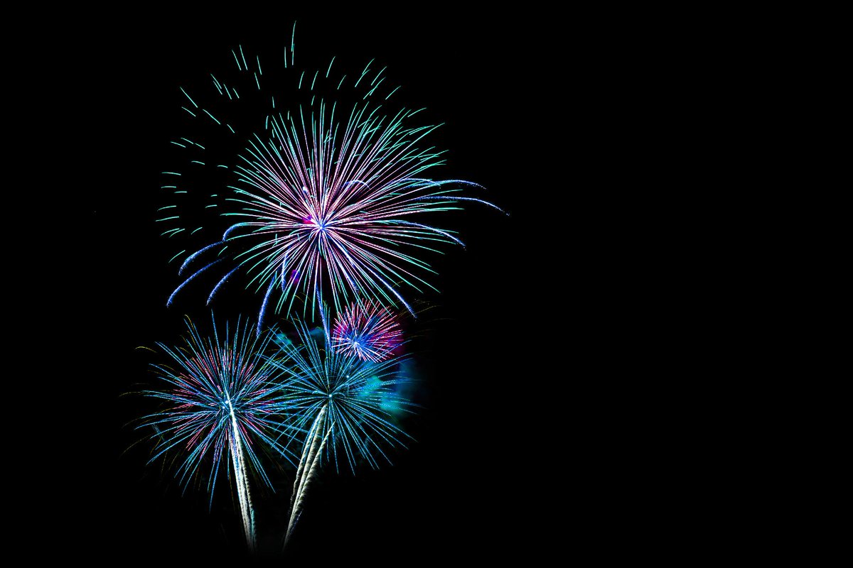 IllinoisDNR's tweet photo. IDNR is reminding organizations and individuals sponsoring fireworks displays in Illinois to be sure their fireworks vendor has the required state licenses and certificates issued by IDNR &amp; the Office of the State Fire Marshal before their fireworks show. https://t.co/lf8R0c89vq https://t.co/JZhGUrYPXG