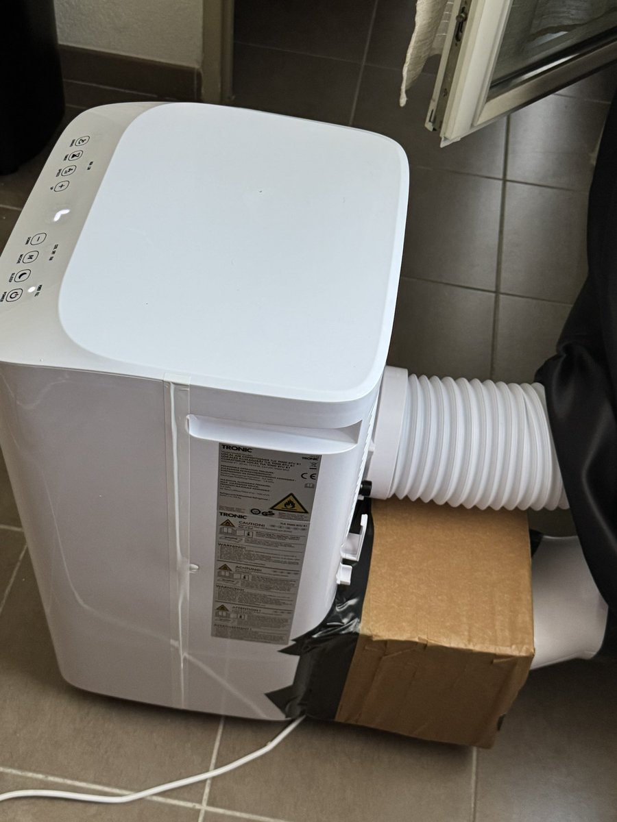 Blaz830's tweet photo. @PetitPiHey @unarapgentille On attend pas le .stl ma gueule on agit https://t.co/qdJtLMsHMp