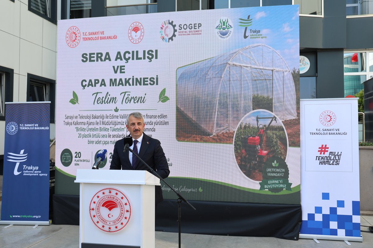EdirneTrm's tweet photo. Sanayi ve Teknoloji Bakanlığı ile Edirne Valiliği Çevre Koruma Vakfı tarafından finanse edilen, Birlikte Üretelim Birlikte Tüketelim Projesi kapsamında, plastik örtülü seralar ile motorlu çapa makineleri düzenlenen törenle üreticilerimize teslim edildi
👇
https://t.co/coDeV3jH5g https://t.co/7U3BANGnnG