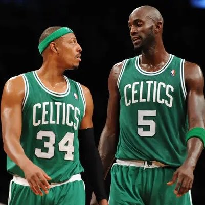 PlayersChoice_'s tweet photo. Which Celtics duo was better? 🤔☘️ https://t.co/74NTN1lBaY