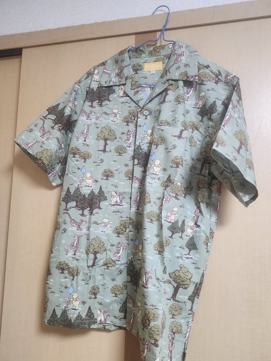 PoohRpg's tweet photo. お土産沢山買った(☝ ˘ω˘)☝
来月のクレカ代が怖いぜ https://t.co/OYQbdgk41J