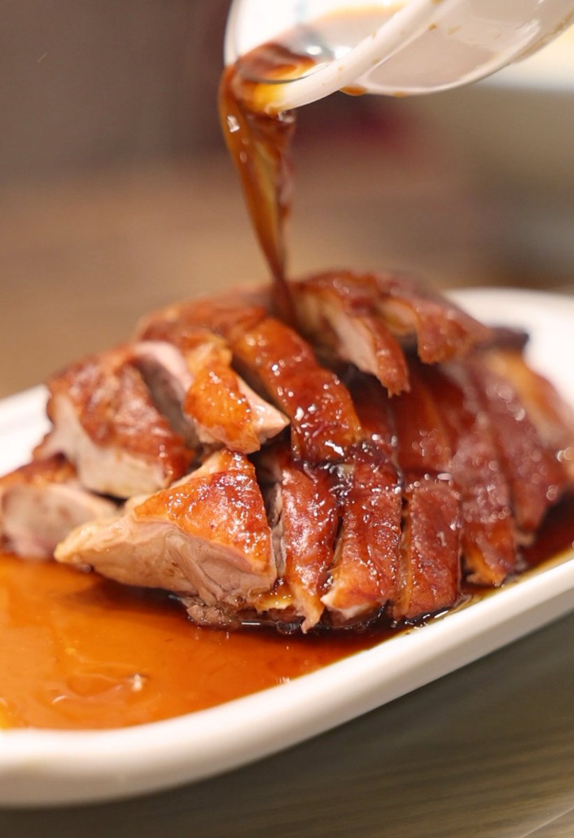 DiscoverAnhui01's tweet photo. 🥟🍜Come to Wuhu, Anhui, and unlock the unique flavour map!
Juicy soup dumplings, savoury shrimp roe noodles, and signature red-skin roast duck—these are more than local delicacies. They are flavours of hometown nostalgia.
#HiAnhui #DiscoverAnhui #TasteofAnhui #FoodieHeaven https://t.co/ANLzEAhsYl