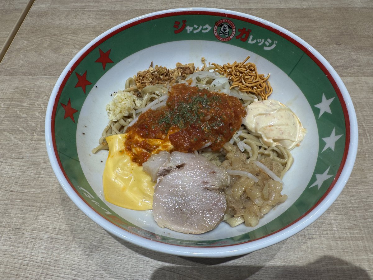 _star_24kn_'s tweet photo. ギャハハ！！！ラーメンラーメン！！！(うまトマまぜそば) https://t.co/fSPDQkV3A0