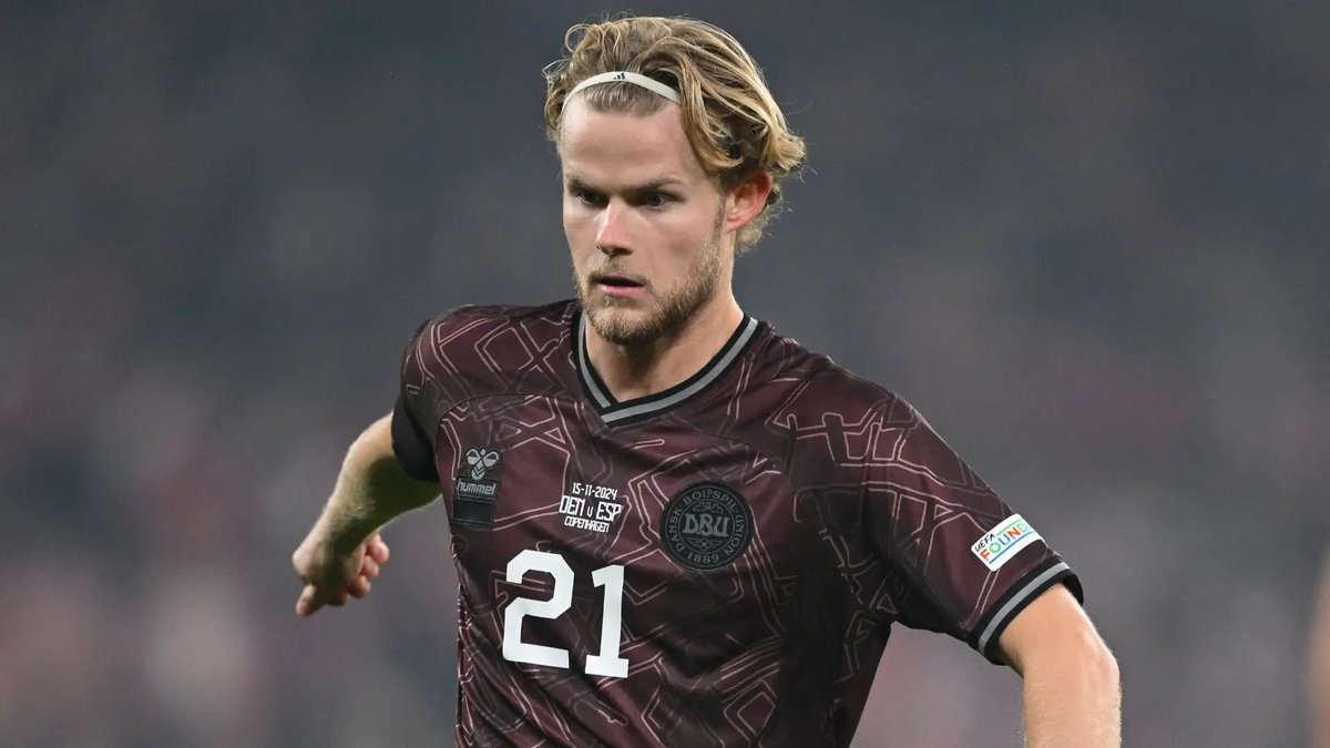 Ekremkonur's tweet photo. 🚨#AtleticoMadrid Morten Hjulmand has reached an agreement with Atlético Madrid.

📌 Sporting CP allowed him to skip pre‑season camp as the deal is close to completion.

💰 Atlético aim for around €40M, while Sporting initially asked €50M+; fee expected near €45M.

👀 Hjulmand wants to progress in his career and play a key role in the Champions League.