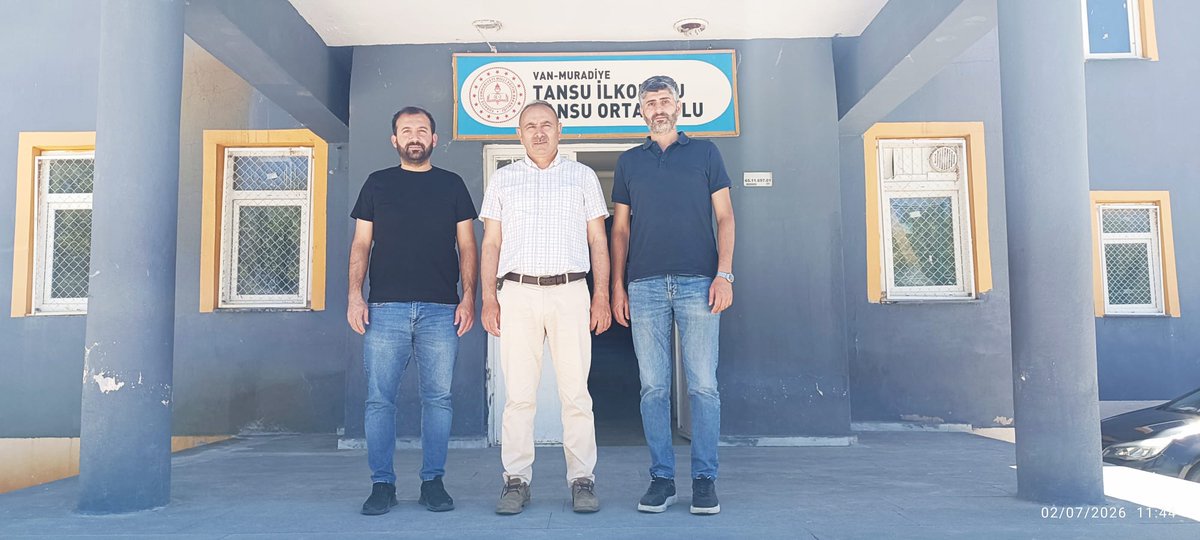 muradiyeilcemem's tweet photo. 📌 Müdürümüz Sayın Yakup ALHAN, eğitim kurumlarımızda değerlendirmelerde bulunmak amacıyla Kandahar, Tansu İlk/Ortaokulu, Kemerköprü, Gümüştepe ve Gönderme İlkokulu ile Tansu Köy Yaşam Merkezi'ni ziyaret etti.
@valiozanbalci75
@FTTurkmenoglu 
@bycandiroglu 
@AlhanYakup https://t.co/QvR7qxdzdR