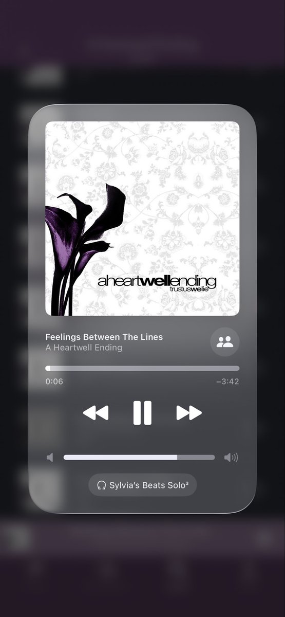 sylsylpascal12's tweet photo. What yall know about this song?? https://t.co/Doi7LimEDY