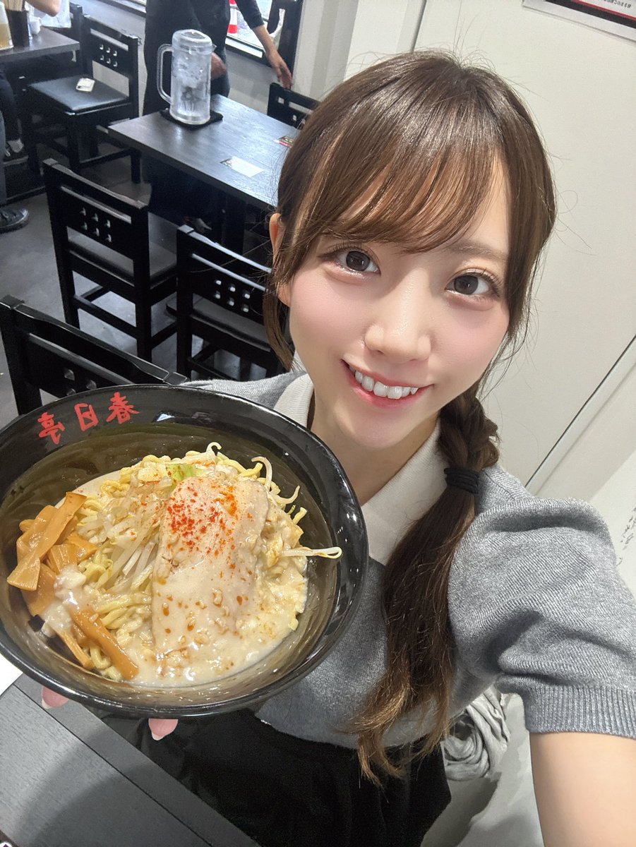 3939_c5's tweet photo. 春日亭　新潟店にいってきたよ♡
めっちゃ満員で、昼の部ぎりぎりだった😮‍💨🎶盛り付けもめっちゃ綺麗で美味しかった〜〜たまらん🥹🫶🏻💞💞
これで全店舗制覇続行❣️❣️❣️
 #油姫オーディション #春日亭 https://t.co/NXW0m4n9SJ