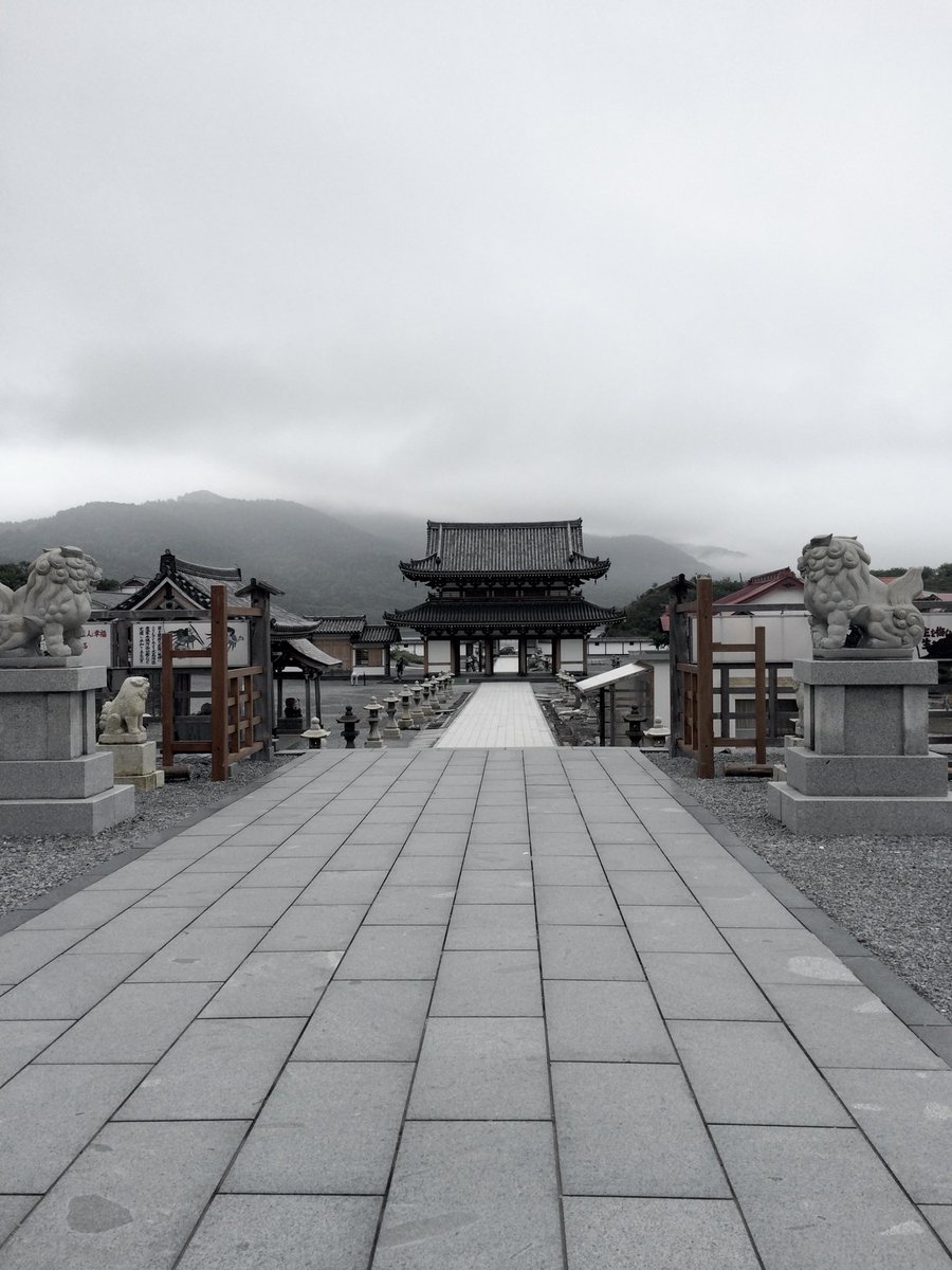 shiro_tenpkenr's tweet photo. 梅雨の恐山はいいぞ
何時にも増してあの世感があるのです https://t.co/AeKXH8xyMG