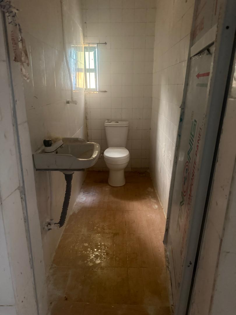 PeacemanAlba's tweet photo. TO LET – Mini Flat in Ikosi, Lagos

A clean and well-maintained Mini Flat is available for rent in Ikosi, Lagos.

💰 Rent: ₦2 Million per annum

✅ Suitable for singles or young professionals
✅ Good road network
✅ Secure and peaceful environment https://t.co/mo2mpDrXdS
