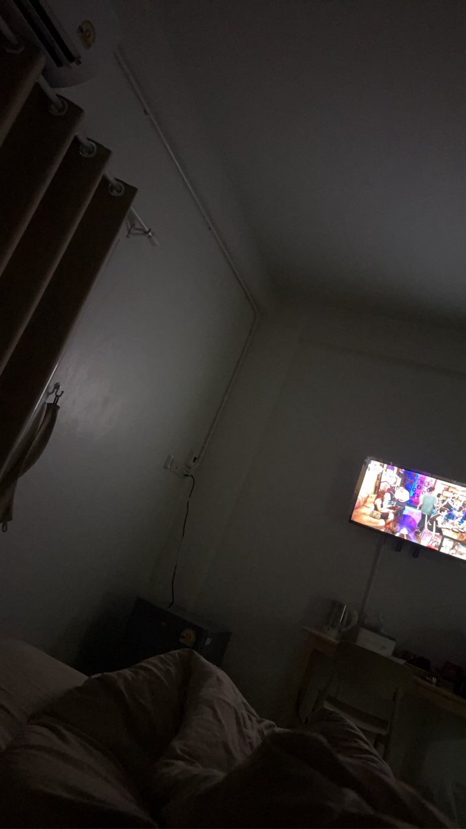 RwiDi85078's tweet photo. ไปหาใครได้บ้าง #บุรีรัมย์ #ประโคนชัย #บ้านกรวด https://t.co/ntwk77Q5Nt