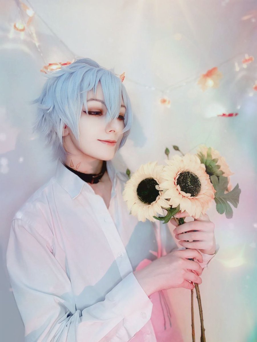 semisweet_boy's tweet photo. Вброшу вам своего Фаенончика, что ли, раз уж сегодня его день. 🌻

#phainon https://t.co/YWLfCKuOYX