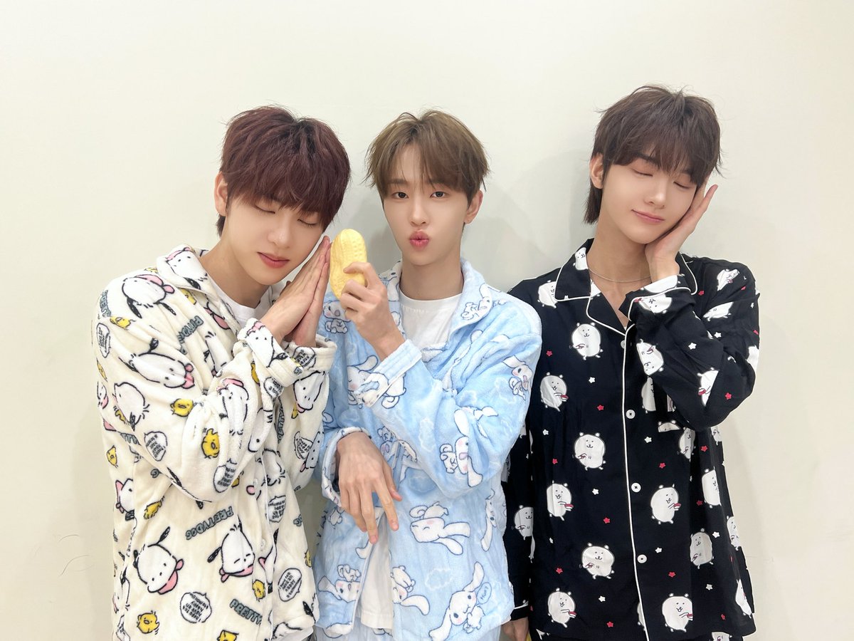 DRIPPIN's tweet photo. [📸] #DRP_PIC

◾ 2026. 07. 02
◽ 스타라이크뮤직 팬사인회

#차동협 #ChaDongHyeop 
#차준호 #김동윤 #이협 
#CHAJUNHO #KIMDONGYUN #LEEHYEOP https://t.co/wRtQNgprsN