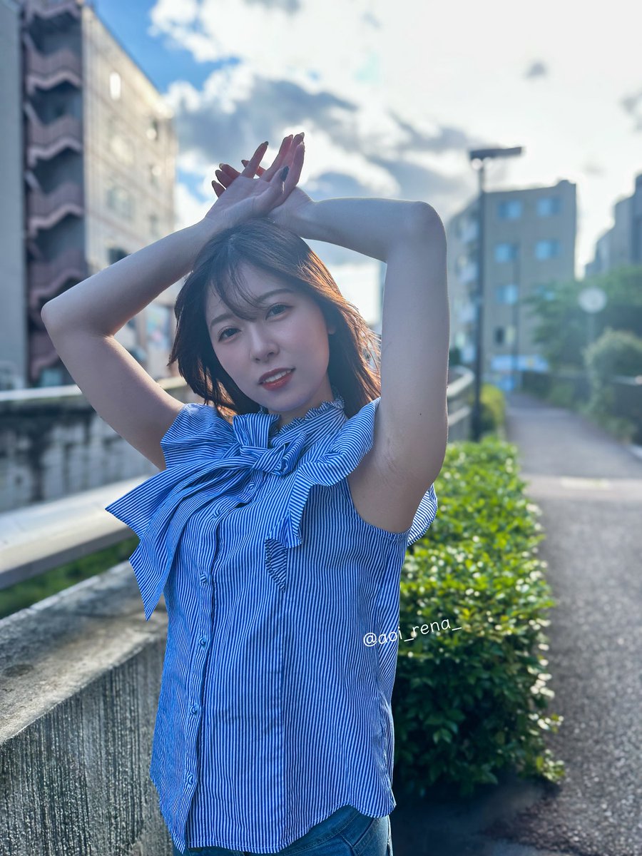 葵玲奈