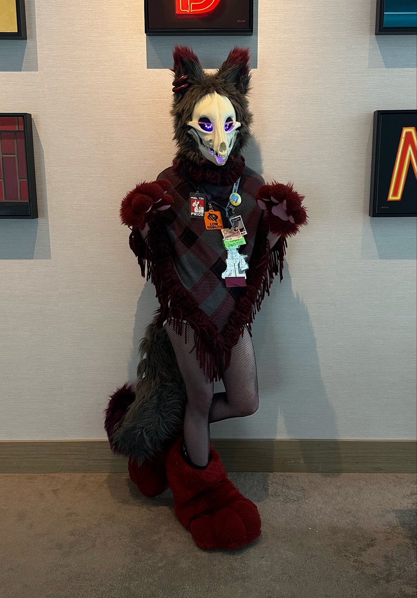 AvelAfter's tweet photo. FIND ME AT ANTHROCON 2026

THINGS TO DO:
✅ Ask for a balloon
✅ Bite force competition
✅ Calcium bartering
✅ Puffkiss

THINGS TO NOT DO:
❌ Ask about the wires
❌ Ask about the wires
❌ Ask about the wires

THINGS YOU CAN MAYBE DO:
⚠️ Ask about the wires
⚠️ Poke me delicately https://t.co/Rq5yijFMkw