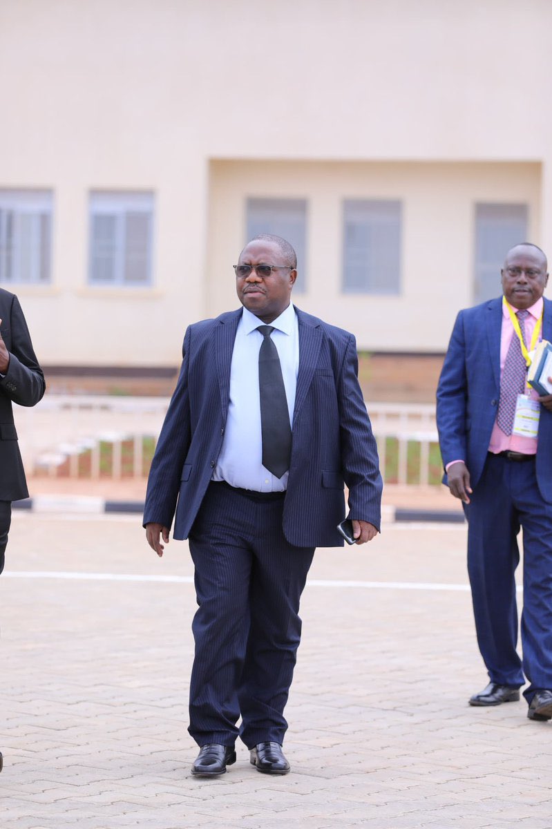 MwesigyeFranks's tweet photo. The Clerk to Parliament is the Accounting Officer of Parliament. Arresting  the junior officers while leaving the person ultimately responsible in office completely unbothered, is like washing your clothes and then throwing them back into the mud.

Let all corrupt officials be arrested without turning a blind eye to anyone. This anti-corruption operation must be conducted with complete fairness and equality. Whether someone supports the NRM, PLU, or any other political affiliation, no one involved in corruption should be spared. Accountability must apply to everyone equally.