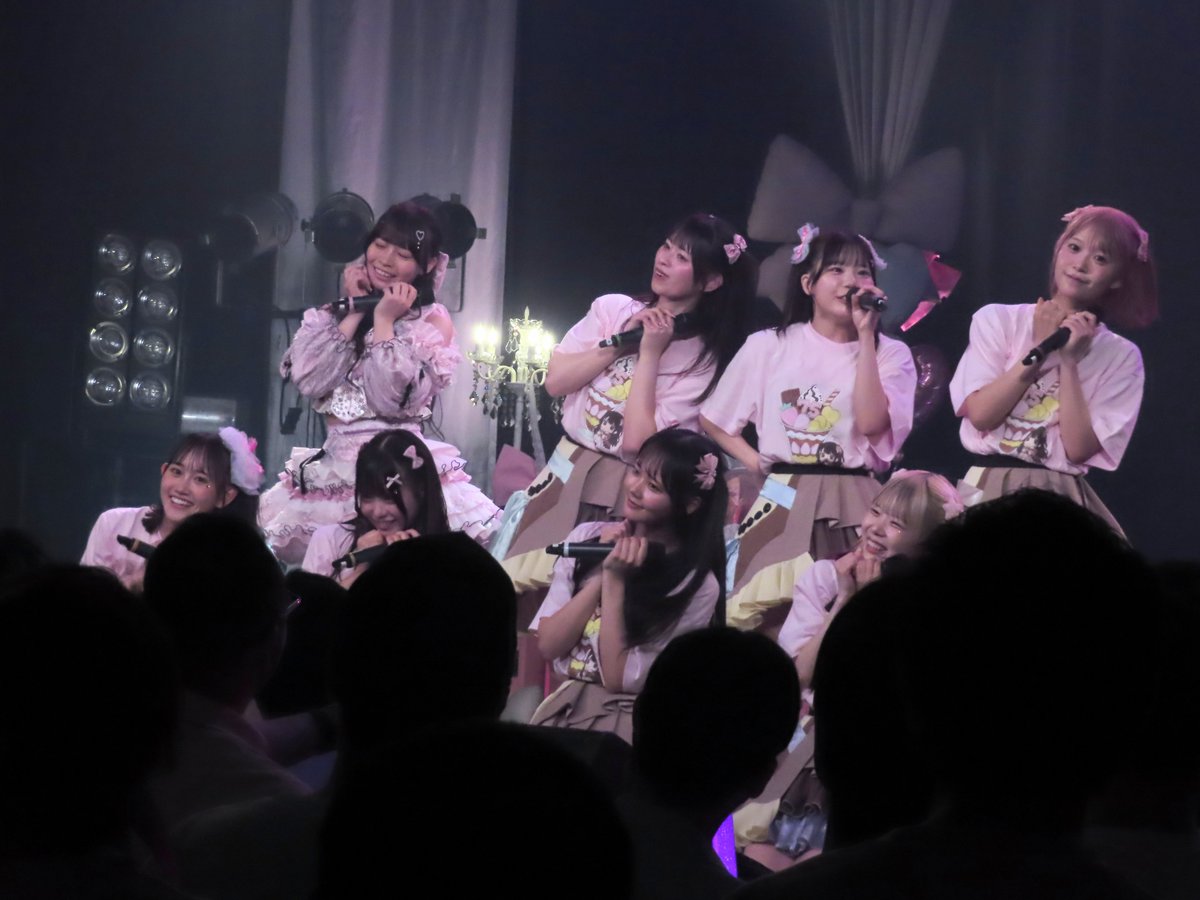 choota_C_scream's tweet photo. #すーぱーぷーばぁー!!と『SmiRing』大サビから『好きすぎジャンキー』イエスハッピー！とも2曲をコラボ、『chocolate boots』やソロで歌い出しの『君は花火、眩しくて』そして『好きリアクション』まで、なこにまた会いたくなるほど素敵な生誕祭でした！(1枚目ALTに3組のセトリ)
#カラフルスクリーム https://t.co/bdkBirJWvk