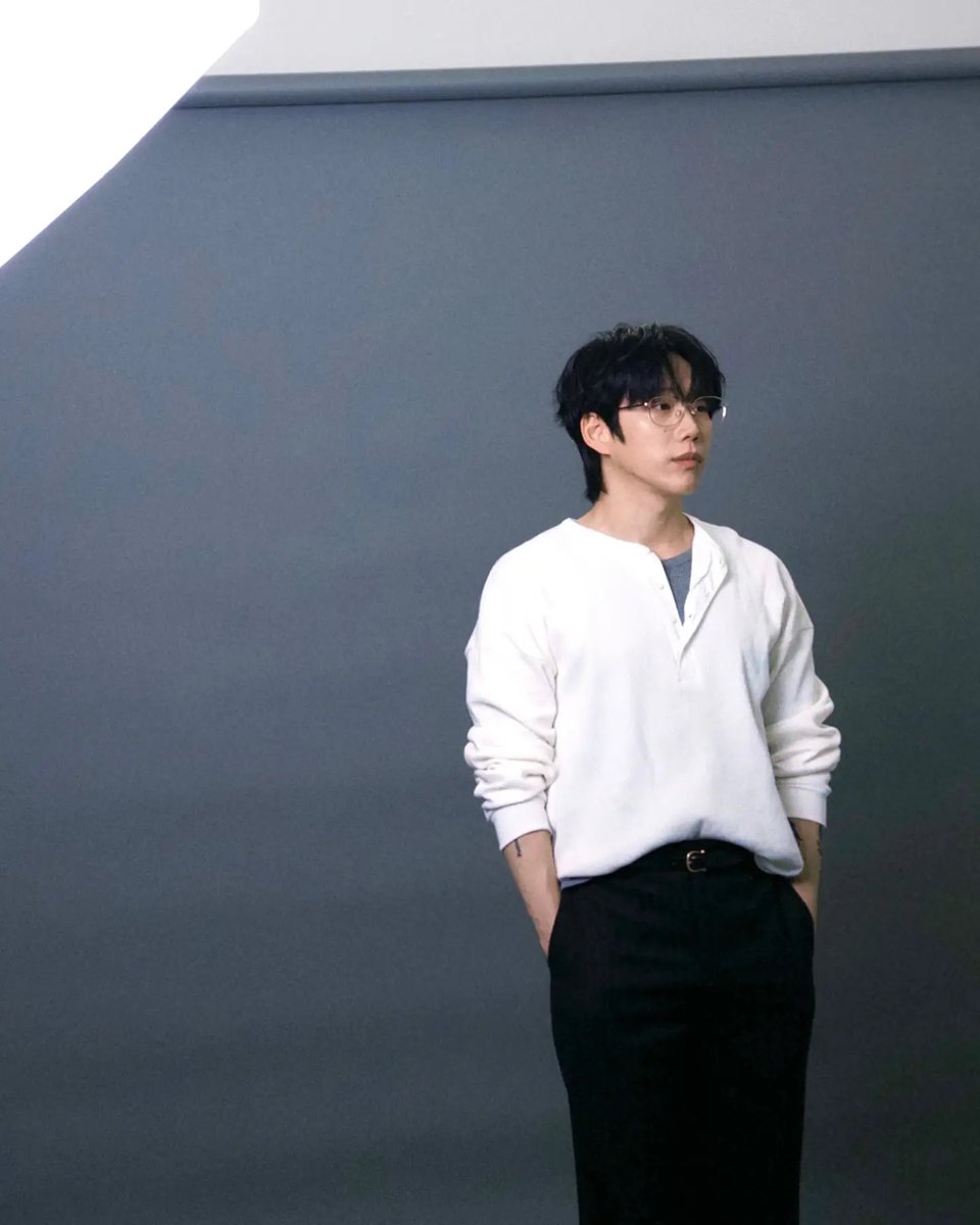 ddan10_01's tweet photo. 분명어른남자인데묘하게바보고양이 . .

🐈‍⬛;;   😍 https://t.co/KiiFer6ji6