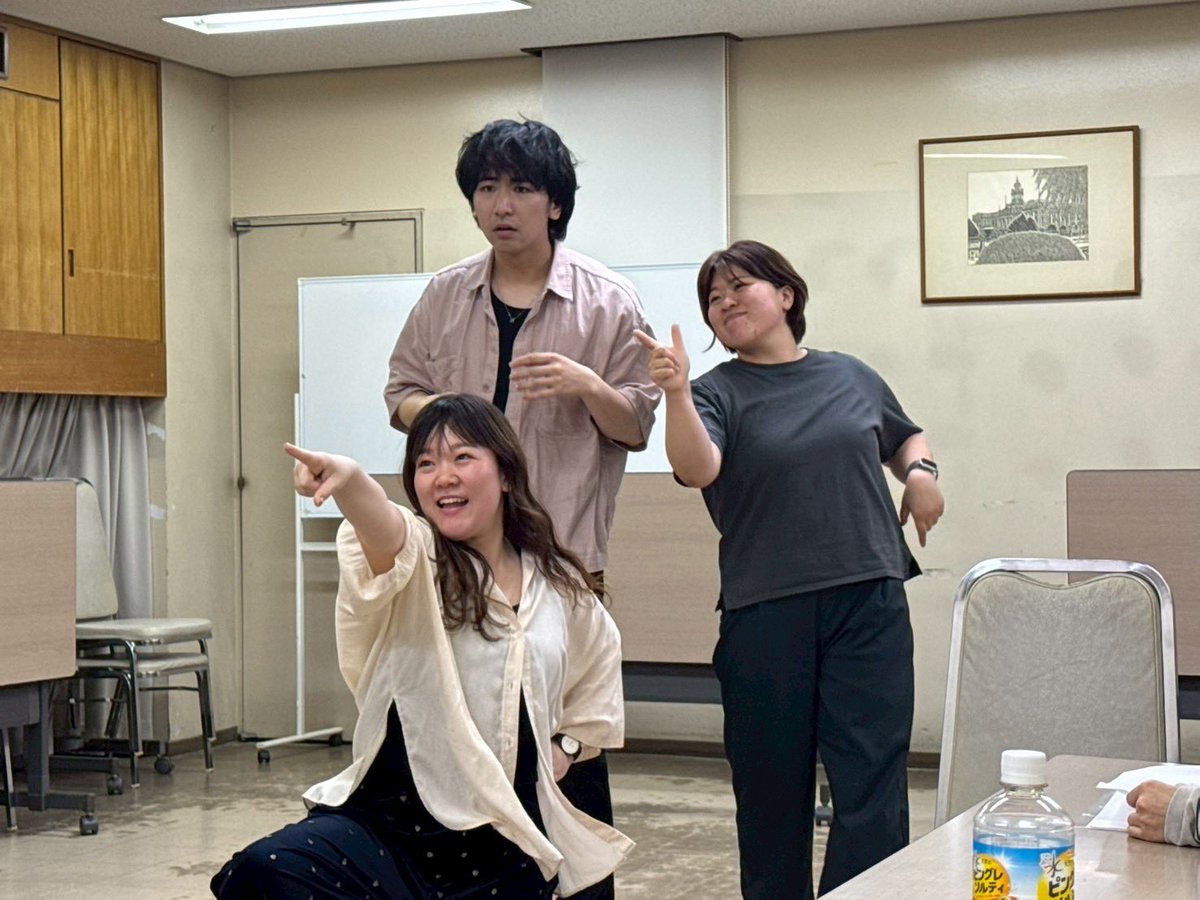 8Near8's tweet photo. #ぴのLIVE 稽古！
本日も段取り変わったところの調整含めて前半シーンを稽古しました！

着実に素敵なものになっていますので是非劇場でご確認ください✨

チケット予約⬇️
https://t.co/RKVoxA6Qkr https://t.co/ZNscSPaLNI