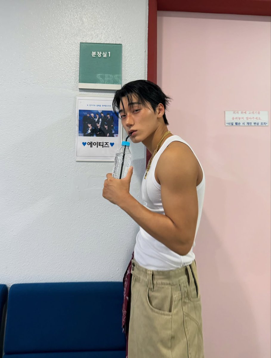 sanforyou_'s tweet photo. Choi3an BAD 🖤 https://t.co/1gQw5h7yss