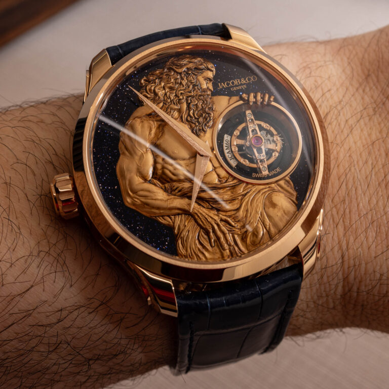 GlobalWatchClub's tweet photo. The Jacob &amp; Co. God of Time

Limited to 60 pieces and priced at $360,000 USD https://t.co/EwRRA7kGSc