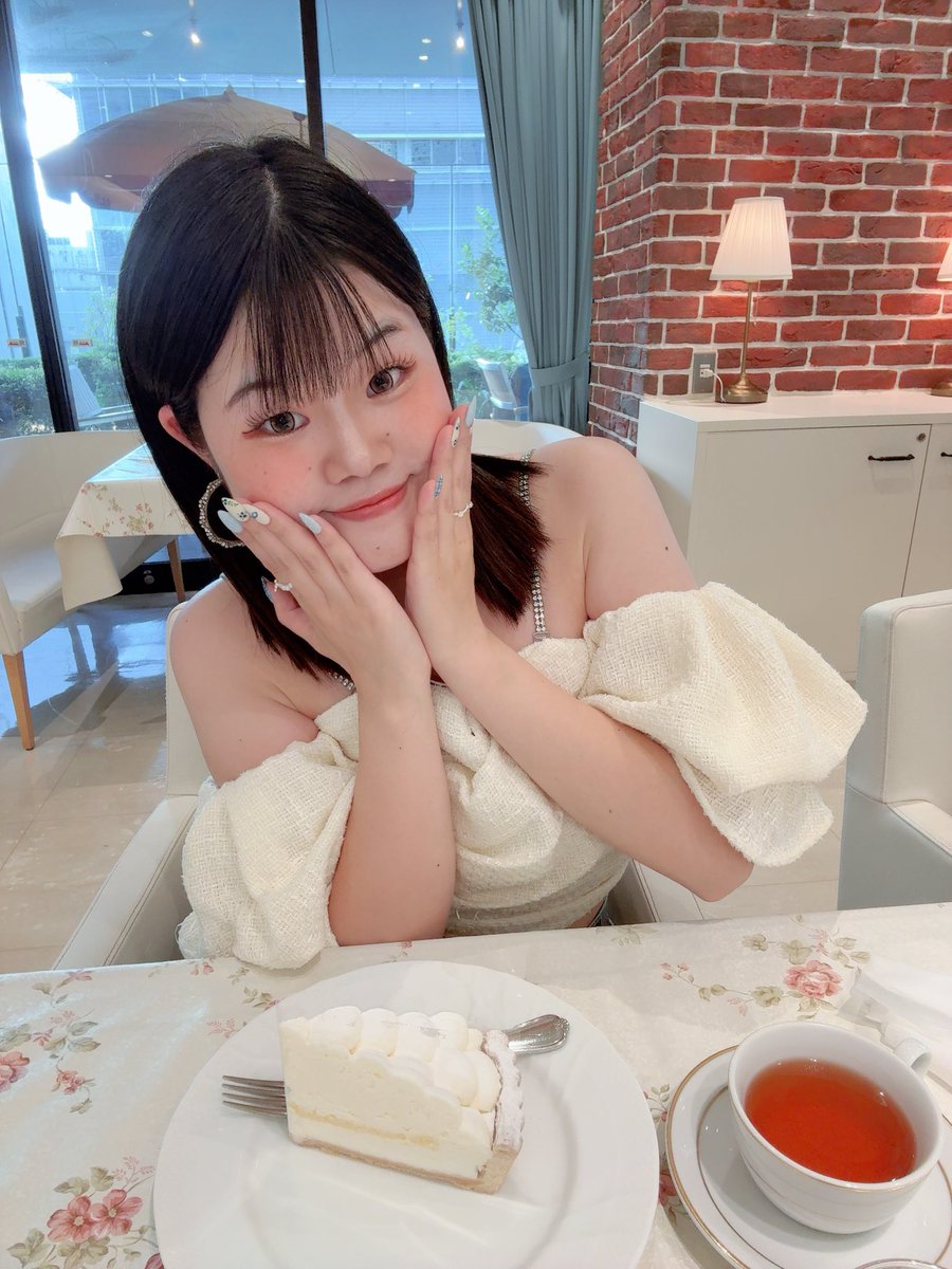 zct9d4's tweet photo. https://t.co/AHP2w9gf6p

23:00〜配信します🍓
遊びにきてね🥰
ケーキ食べてごきげんさん♪ https://t.co/RCL1CHRPm7