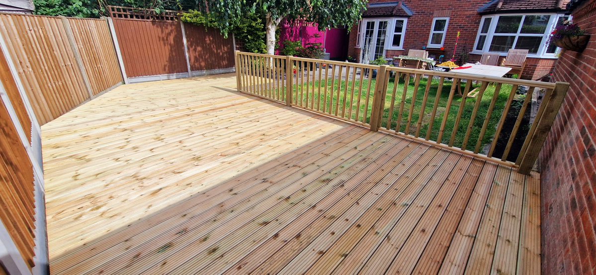 GandJLandscapes's tweet photo. Our latest project completed yesterday & another happy client π #Nottingham #Landscaping #Creatingyourperfectspace https://t.co/ACv8ewCRCD https://t.co/6p0tuwsmo1 https://t.co/ooetiYCcoX