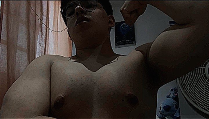 Is_Samu_'s tweet photo. Quieren su abrazo de buenos días ? 👀 https://t.co/clxTmrc3m0