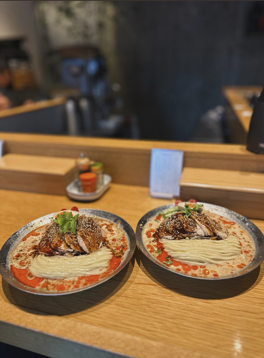 u_u10k_'s tweet photo. 📍二階堂 / 九段下
夏季限定のよだれ鶏の冷やし豆乳麺🍜🤍控えめな辛さで美味しかった( > ·̫ <)💘🎵 https://t.co/Rh3Unf6dtH