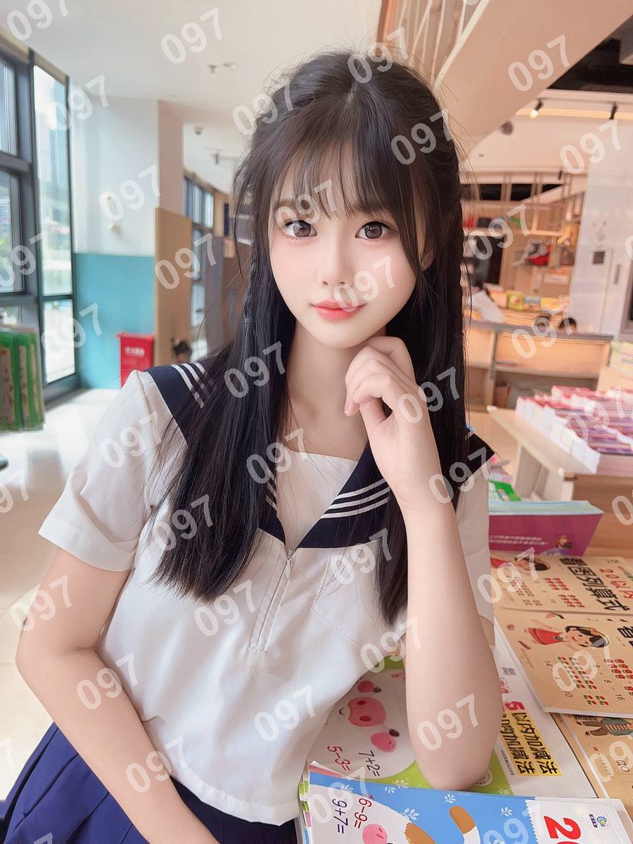 MalkhanDaadan's tweet photo. 👉助理@chunlibey
看上了请截图妹子便客服快速安排
湛江市徐闻县新寮镇文化广场
#湛江
这一岁，要发现生命中最美妙的光。 https://t.co/U3ScUUPDDf