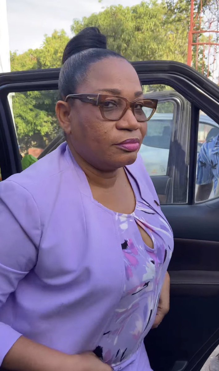 JoudaKreyol's tweet photo. Minis Kondisyon Fanm ak Dwa Fanm nan madam Pedrica Saint Jean, rive nan depatman Grandans peyia espesyalman nan vil Jeremi , kote’l te genyen pou’l patisipe nan seremoni inogirasyon Kay Fanm Grandans, yon espas ki fèt pou ofri fanm yo sipò, akonpayman ak divès sèvis https://t.co/RAqi3VeU8l