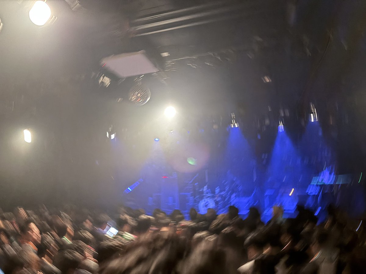 htr_0510's tweet photo. #OddRe:のライブ楽しすぎた✨
SOIさんの煽りと語りカッコ良すぎ！ギター抱きしめてるの可愛いかった😂💕
AirAちゃんの歌唱力半端ない！アレンジも痺れた！かっこいいのに可愛い🫨💕
ｻﾀﾞちゃんそんな楽器も弾けるの！？弾いてる時の表情とか動きが可愛い！😳💕
可愛い人たちだったまたライブ行くぞ！ https://t.co/NzVinzgpyP