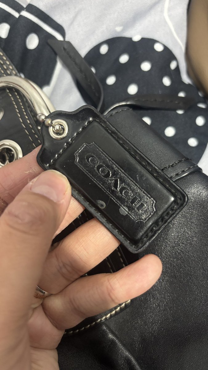 chasnights's tweet photo. For Saleee! 

WTS Coach Vintage✨

Coach Soho Pleated Hobo Bag 

Bisa oyen yaa guyss, dan harganya under 1 mio hihii😘✨
Hit me up yaa!🫶🏻

#coach #coachvintage #wts #WTS #coachbags #coc #wtsbag https://t.co/s17WGtWsv9