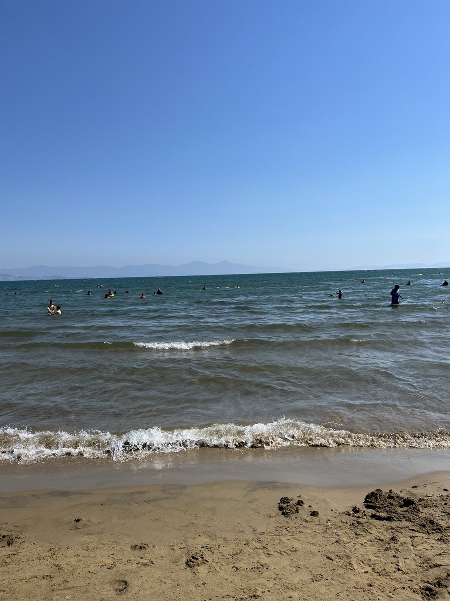incovski's tweet photo. Portakal kabuğu sonunda denize düştü ☀️ https://t.co/GfQ20wJGjO