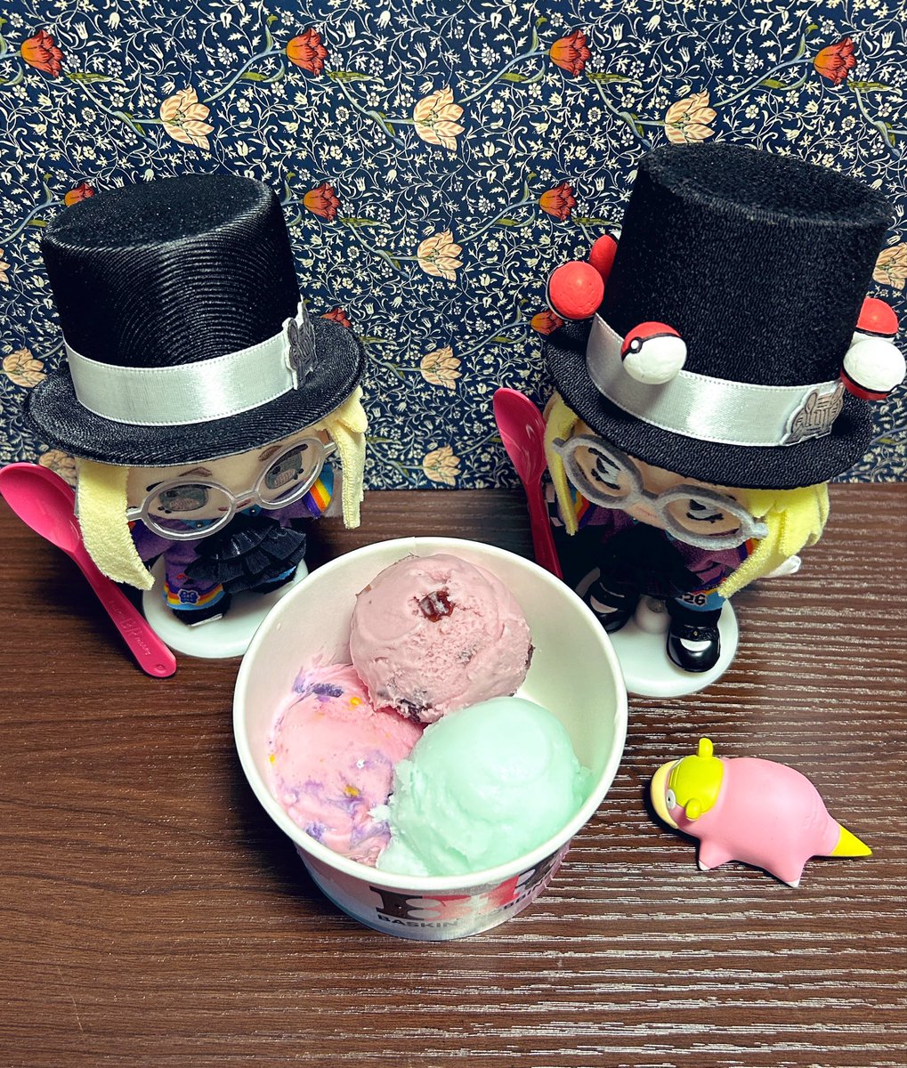_sutei2's tweet photo. すきなやつトリプルしてきた!久しぶり😋🍨 https://t.co/zbCwMxgCMr