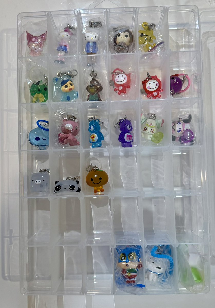 diooo37's tweet photo. 交換　めじるしアクセサリー
在庫変わりました

譲:画像1.2.3
サンリオ、mikko、けろけろパーティ、キーリングハンガー

求:画像4、その他めじるし(サンリオ、たまごっち等)
画像3は定価買取可

けろけろの()内は来週友人からの受取予定のため、お待ち頂ける方のみ。

都内手渡し(神奈川県寄り)or郵送 https://t.co/Rwo1suEAvU