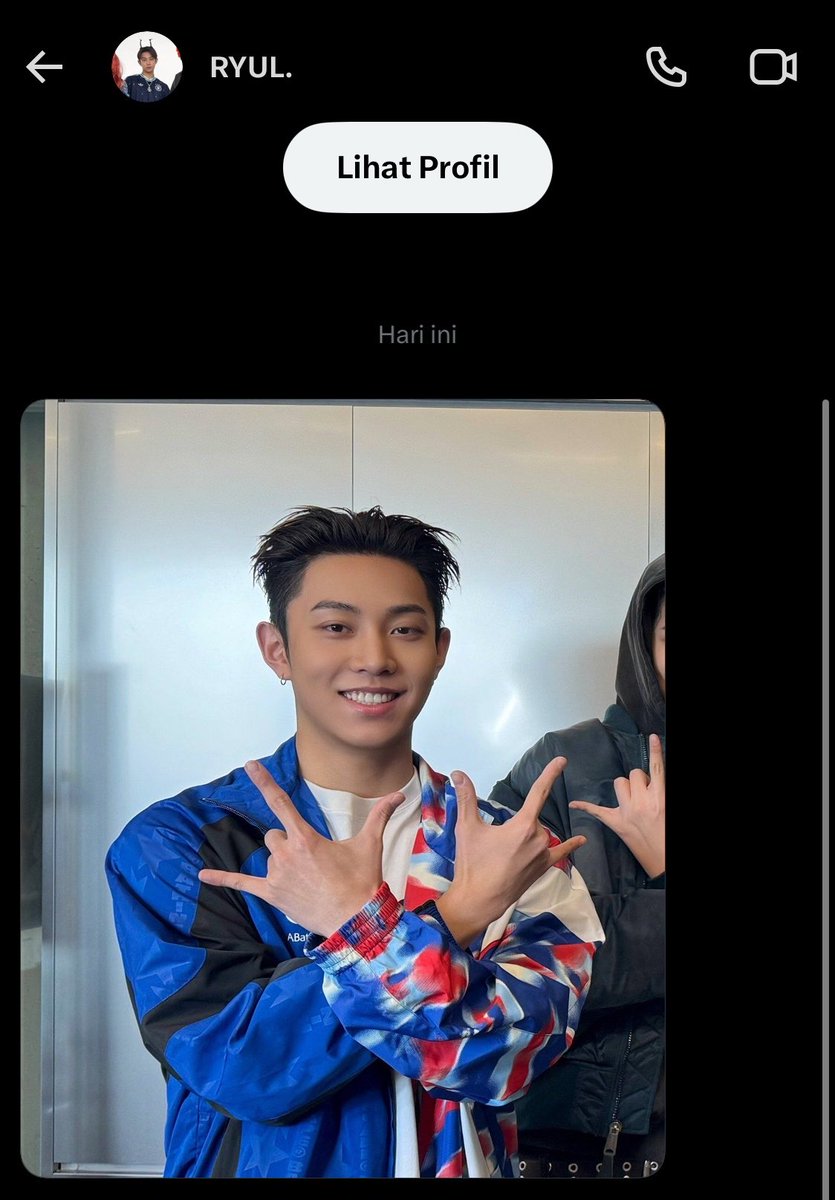 Hidden02RUKA's tweet photo. TOLONG DAPET JUMPSCARE https://t.co/6kWD3yulas