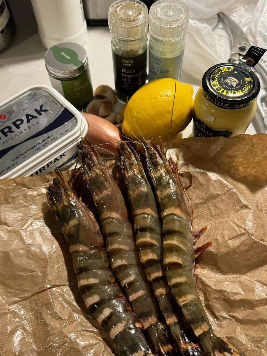 YaraHartman's tweet photo. Just getting started on my cooking adventure! Stay tuned for the final dish… cross your fingers there’s a follow-up post 😜
#CookingJourney #HomeCooking https://t.co/1MTQPysltP