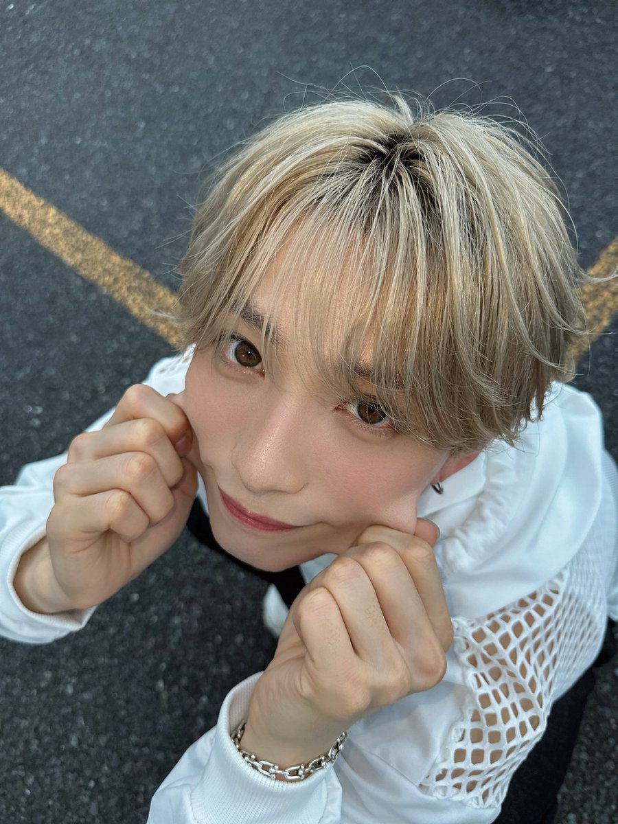 yuma_lvls's tweet photo. かわいいの押し売り https://t.co/av3qRXsLk2