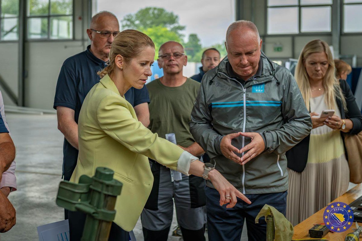 euforbih's tweet photo. EU High Representative @kajakallas visited EUFOR, reaffirming the EU's commitment to peace, stability and security in BiH. The visit included an EU-funded humanitarian demining demonstration, highlighting continued efforts to make communities safer.
https://t.co/R0z7MlD0Gt https://t.co/IGHOAN6mLE