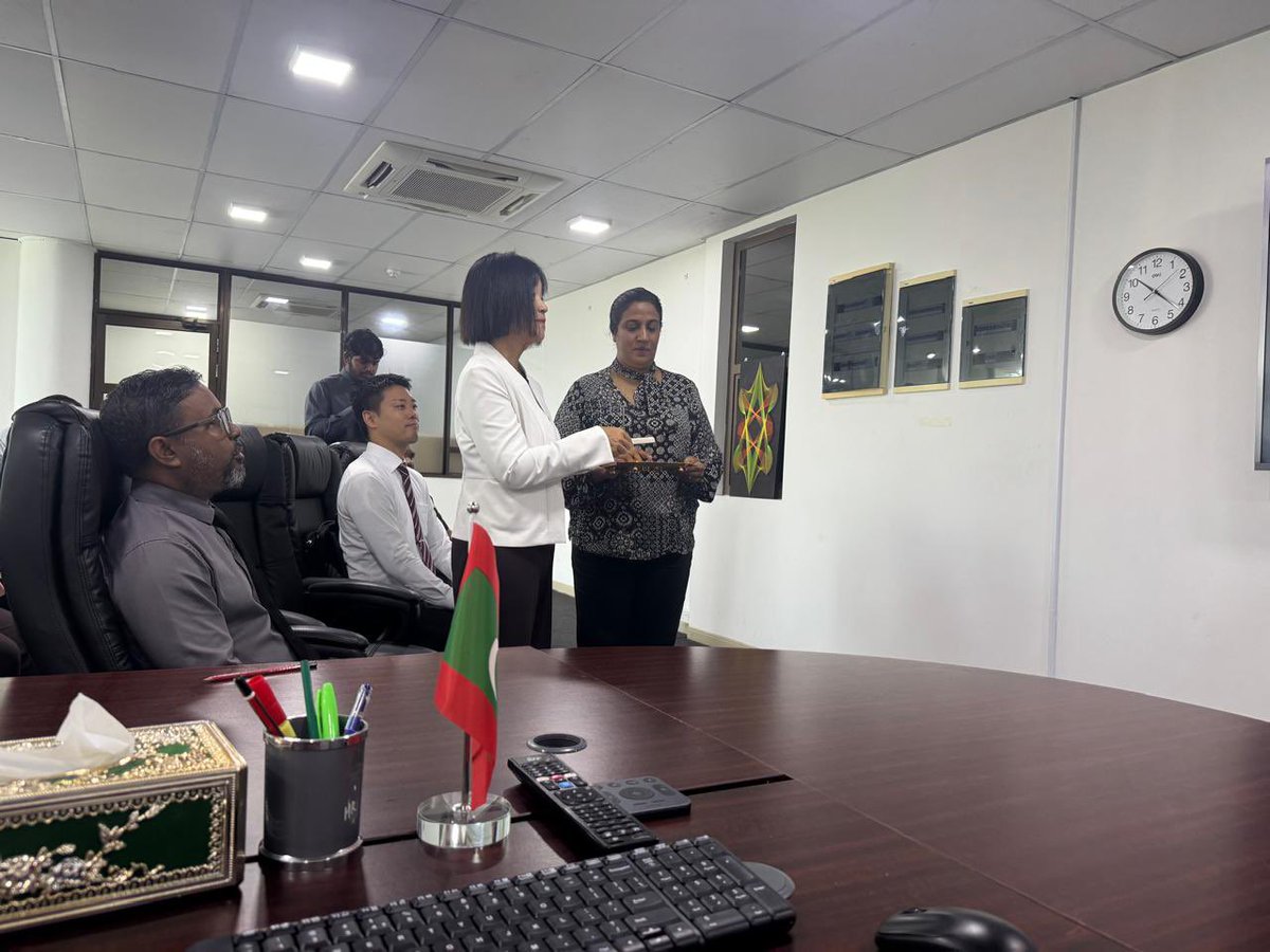 UNODC_BMB's tweet photo. @UNODC_BMB with @NDA_MV launches Educational Animated Video Clips on Prevention 🇲🇻🎬 boosting awareness💡,youth engagement 👥 &amp; evidence‑based messaging ⚠️  for #DrugPrevention responses. Funded by  🇯🇵@JapaninMaldives #WorldDrugday https://t.co/x1G9UcCo8A