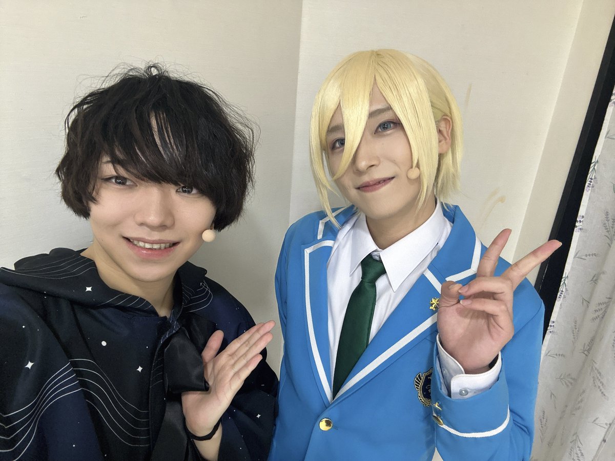 Riku_to_0303's tweet photo. 『あんさんぶるスターズ！THE STAGE』
-Requiem from Knights-

本日6日目マチソワ公演

ご来場ご観劇誠にありがとうございました🙇

天祥院英智　役　富園力也さん　📷

喧嘩祭に続きご一緒できてとても嬉しいです😭
力也さんの綺麗なシルエットでキレキレのダンスを本当にずっと見ていたいです！

明日はマチネ公演です！！！！
千秋楽まで全力でアンサンブルを✨

#あんステ